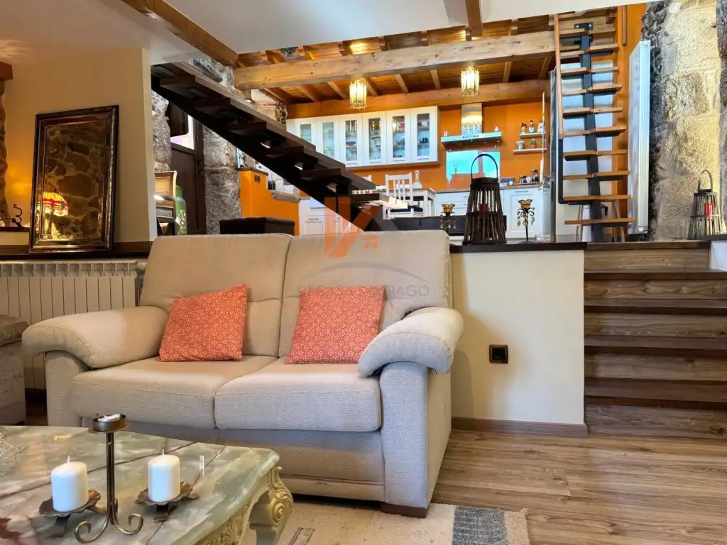 Sala de estar de Casa o chalet en venta en A Estrada  con Jardín privado, Horno y Balcón