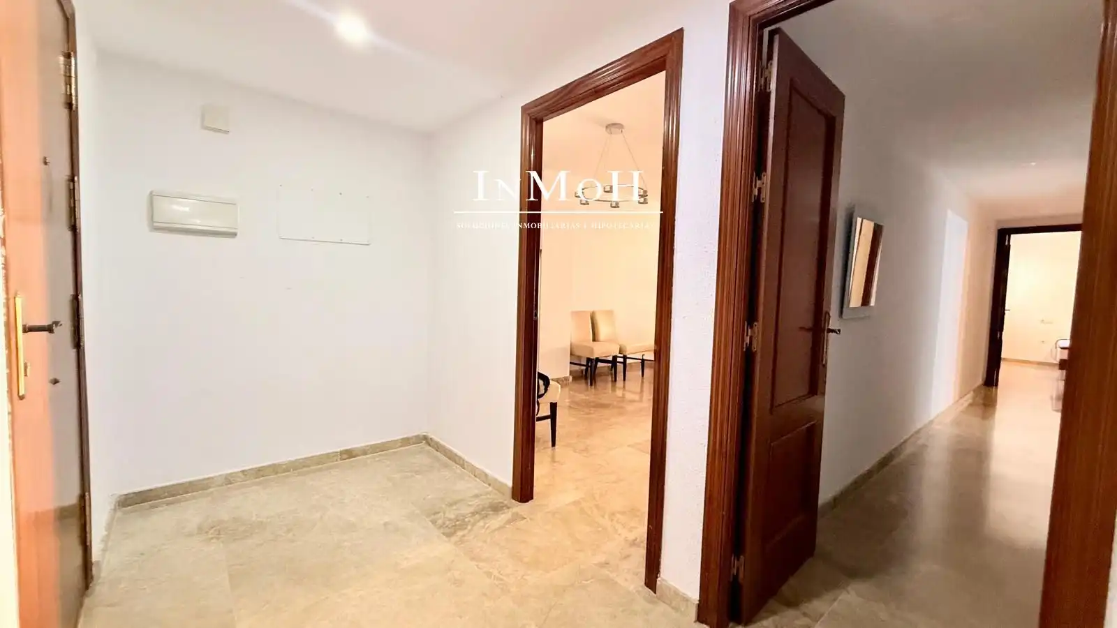 Appartamento con terrazza in vendita a Centro, imagen 3
