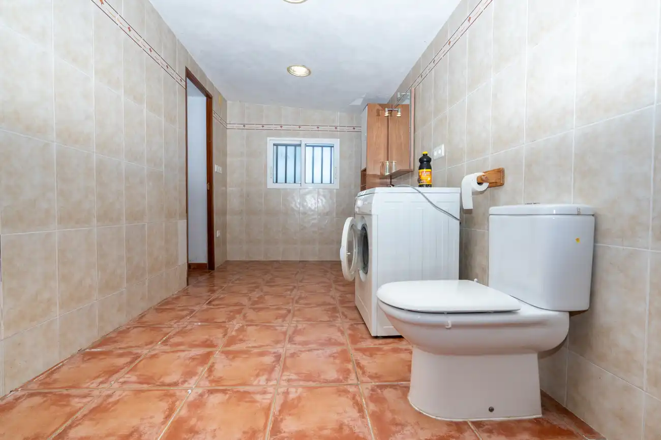 Baño de Finca rústica en venta en Tortosa con Lavadora