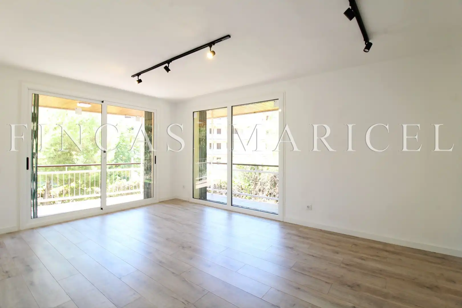 Flat with garden for sale in Vallpineda - Rocamar, imagen 2
