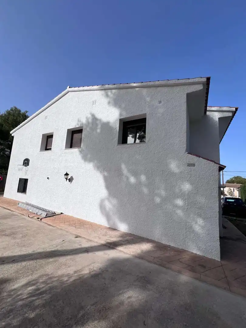 Vista exterior de Casa o xalet en venda en Oropesa del Mar / Orpesa amb Aire condicionat, Calefacció i Terrassa