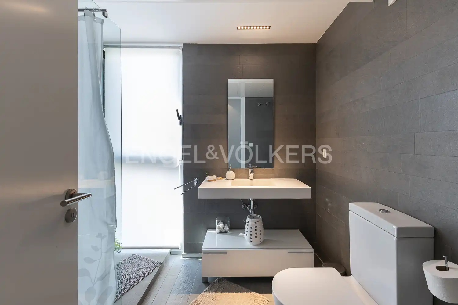 Wohnung zur Miete in Calle Isabel de Villena, La Malva-rosa