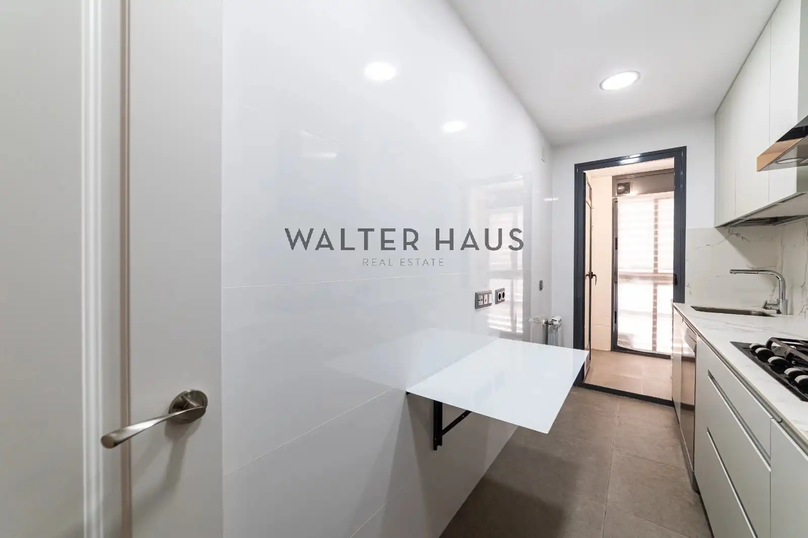 Flat for sale in Madrid  with Air Conditioner, Heating and Storage room