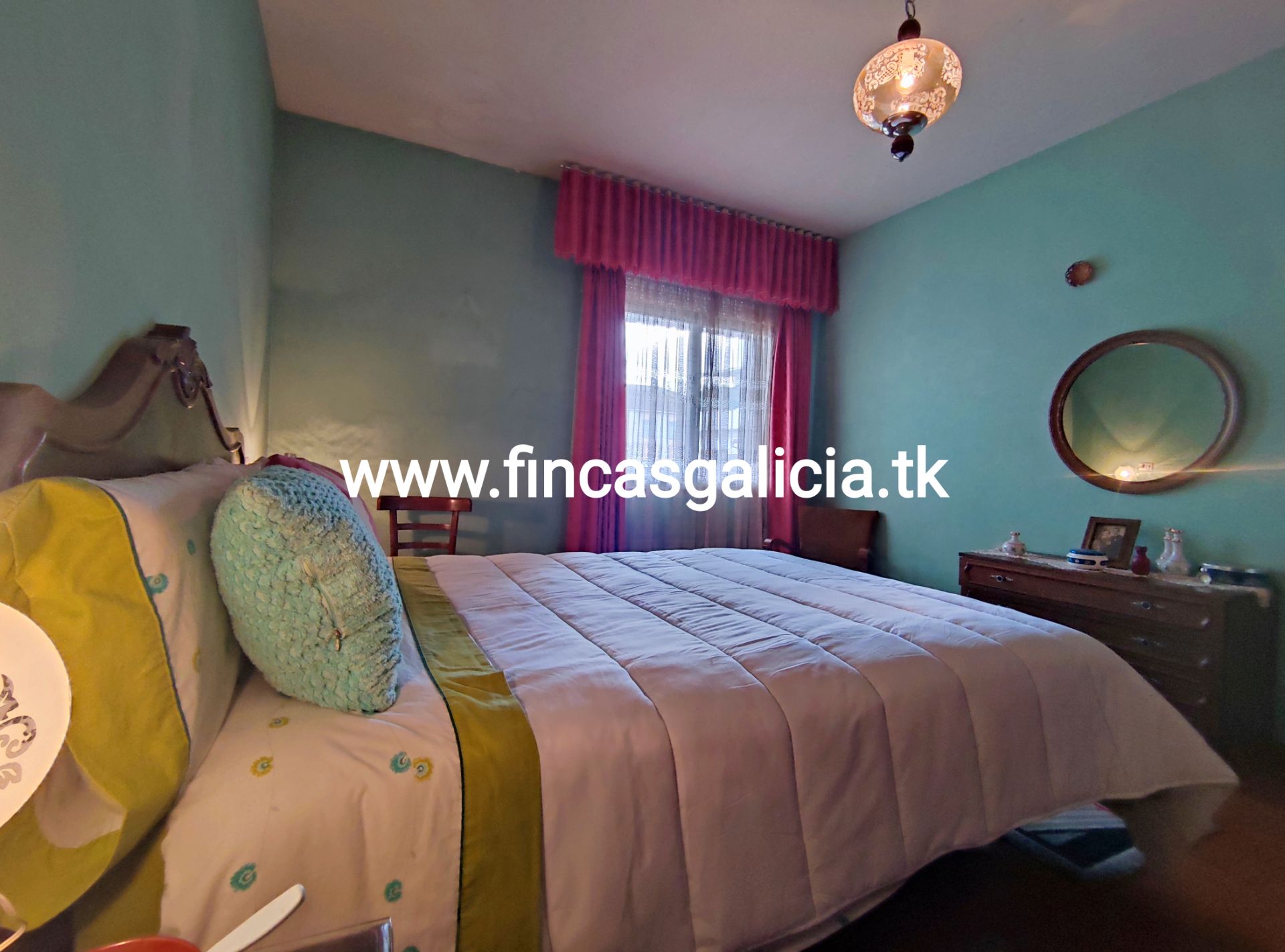 Bedroom of Single-family semi-detached for sale in Verín  with Heating, Terrace and Furnished