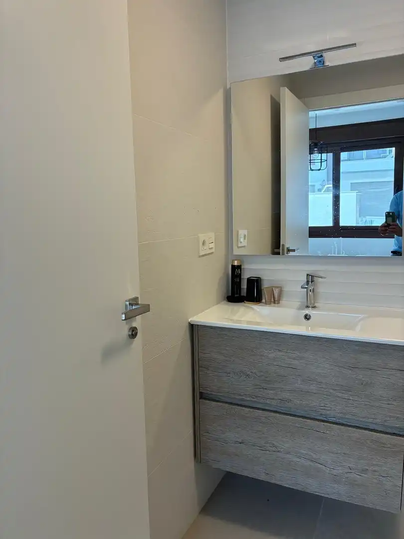 Baño de Casa adosada en venta en San Pedro del Pinatar con Aire acondicionado, Terraza y Amueblado