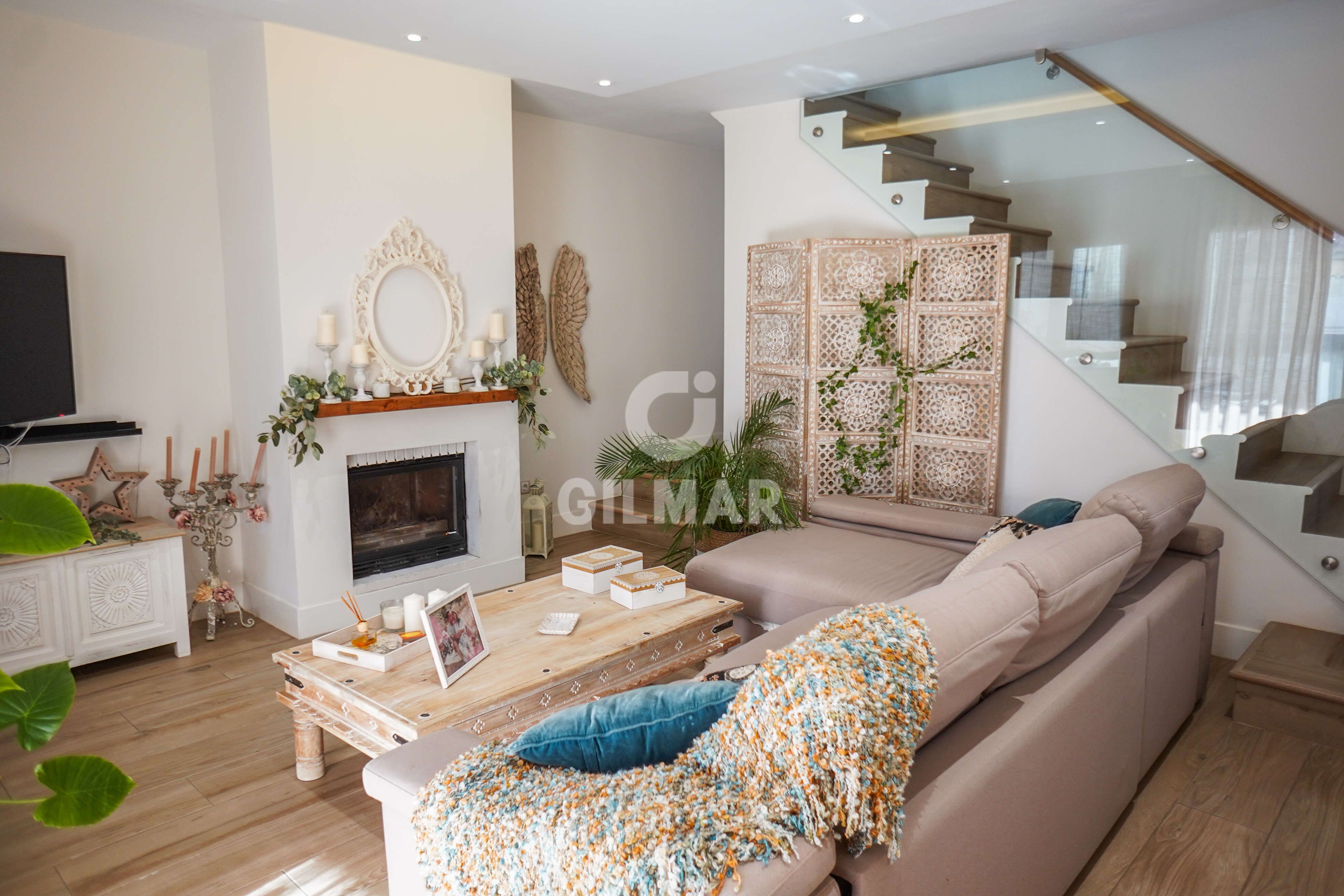 Living room of Single-family semi-detached for sale in Benalmádena  with Heating, Private garden and Swimming Pool
