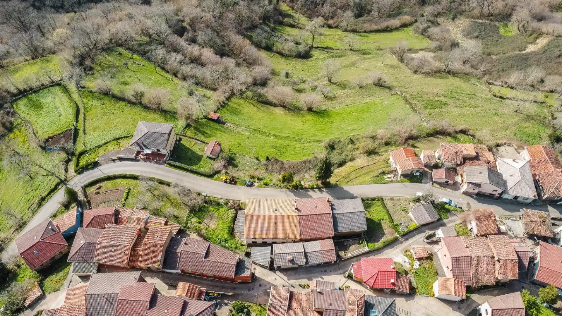 Casa o xalet en venda en Riosa amb Jardí privat