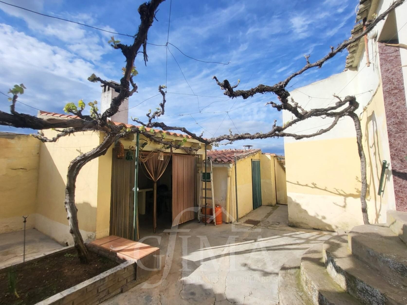 Vista exterior de Casa o xalet en venda en Ruidera amb Traster
