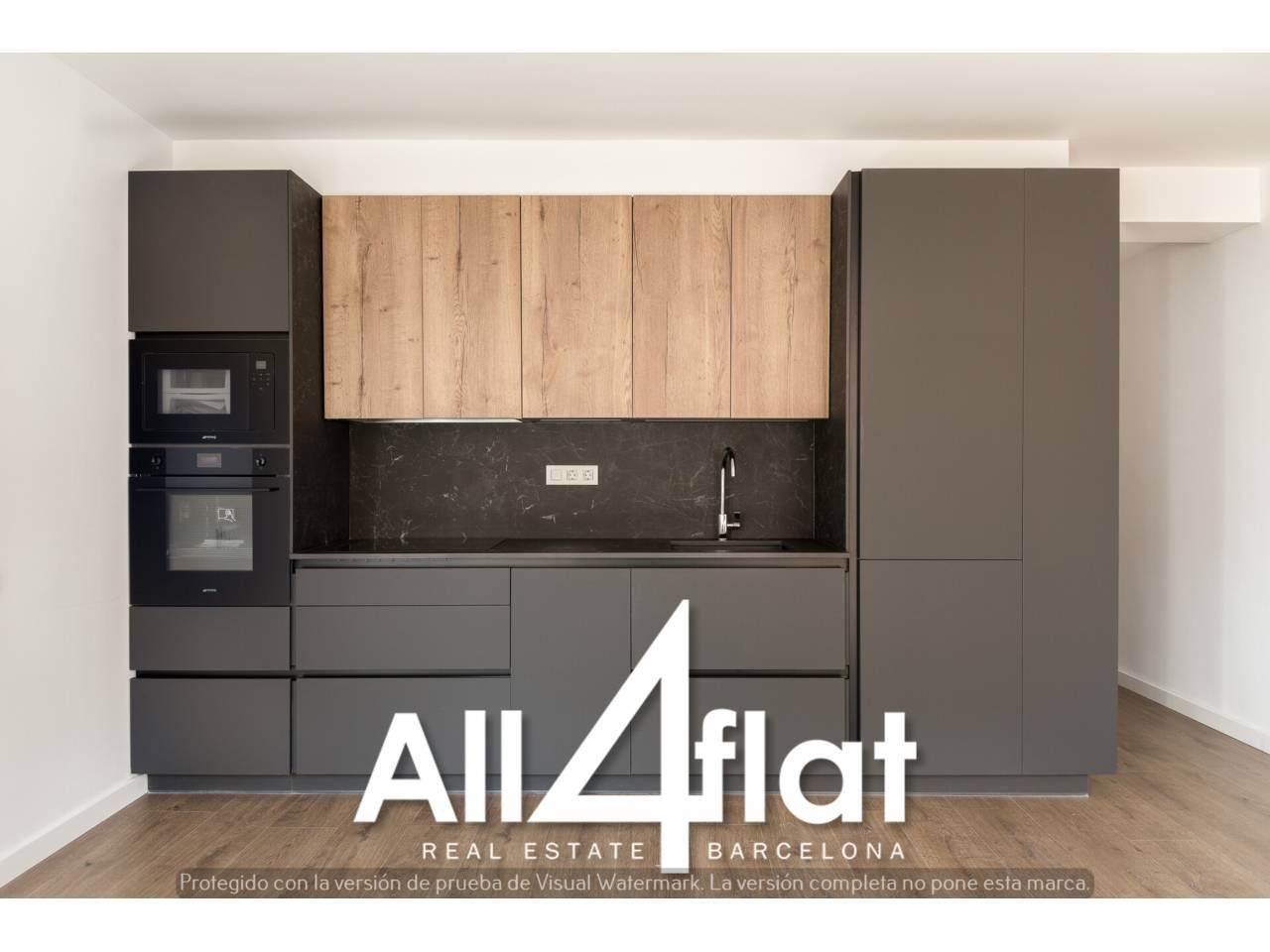 Cuina de Àtic en venda en  Barcelona Capital amb Aire condicionat, Calefacció i Parquet