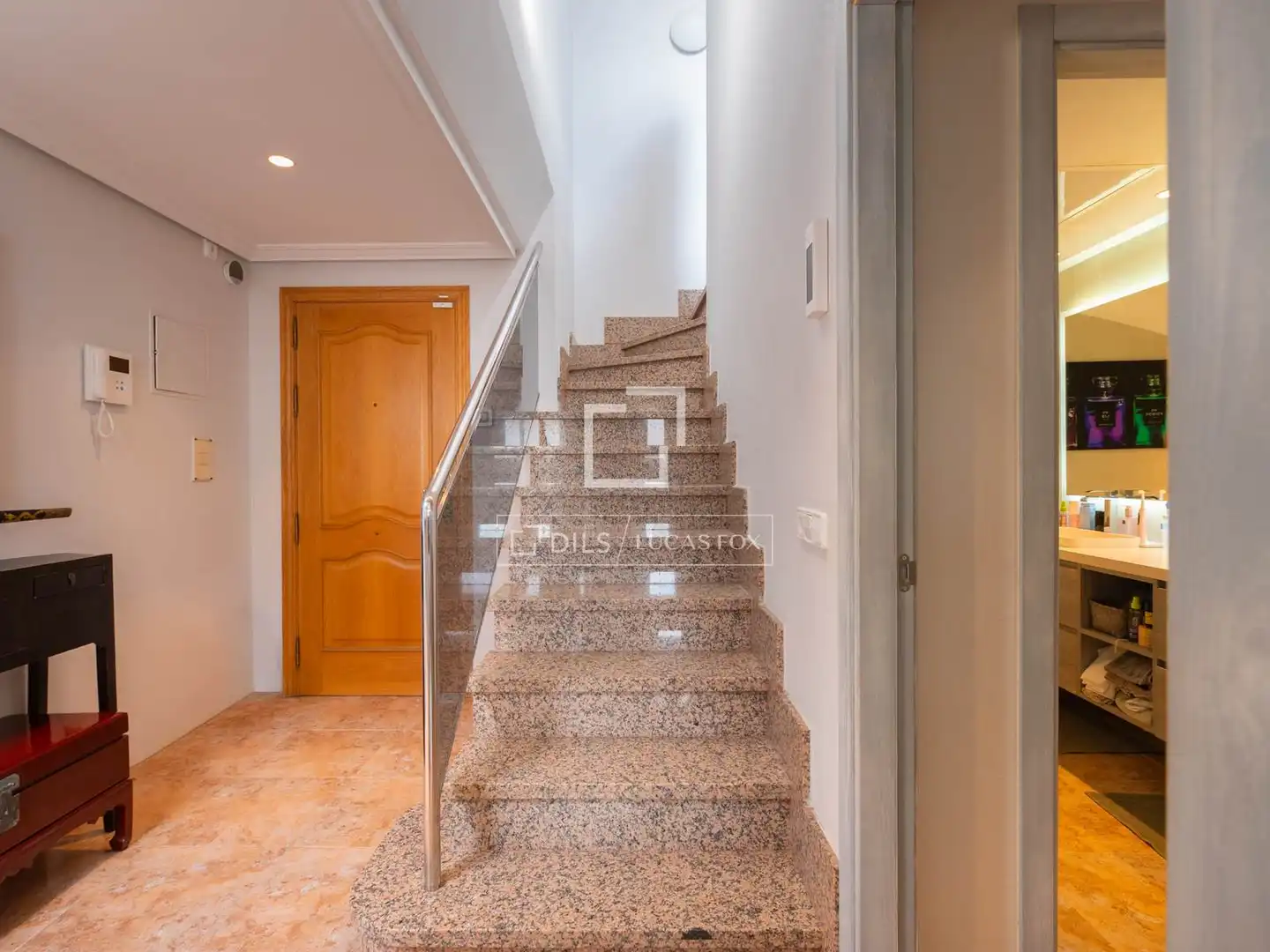 Flat for sale in Santa Eulària des Riu  with Air Conditioner and Furnished