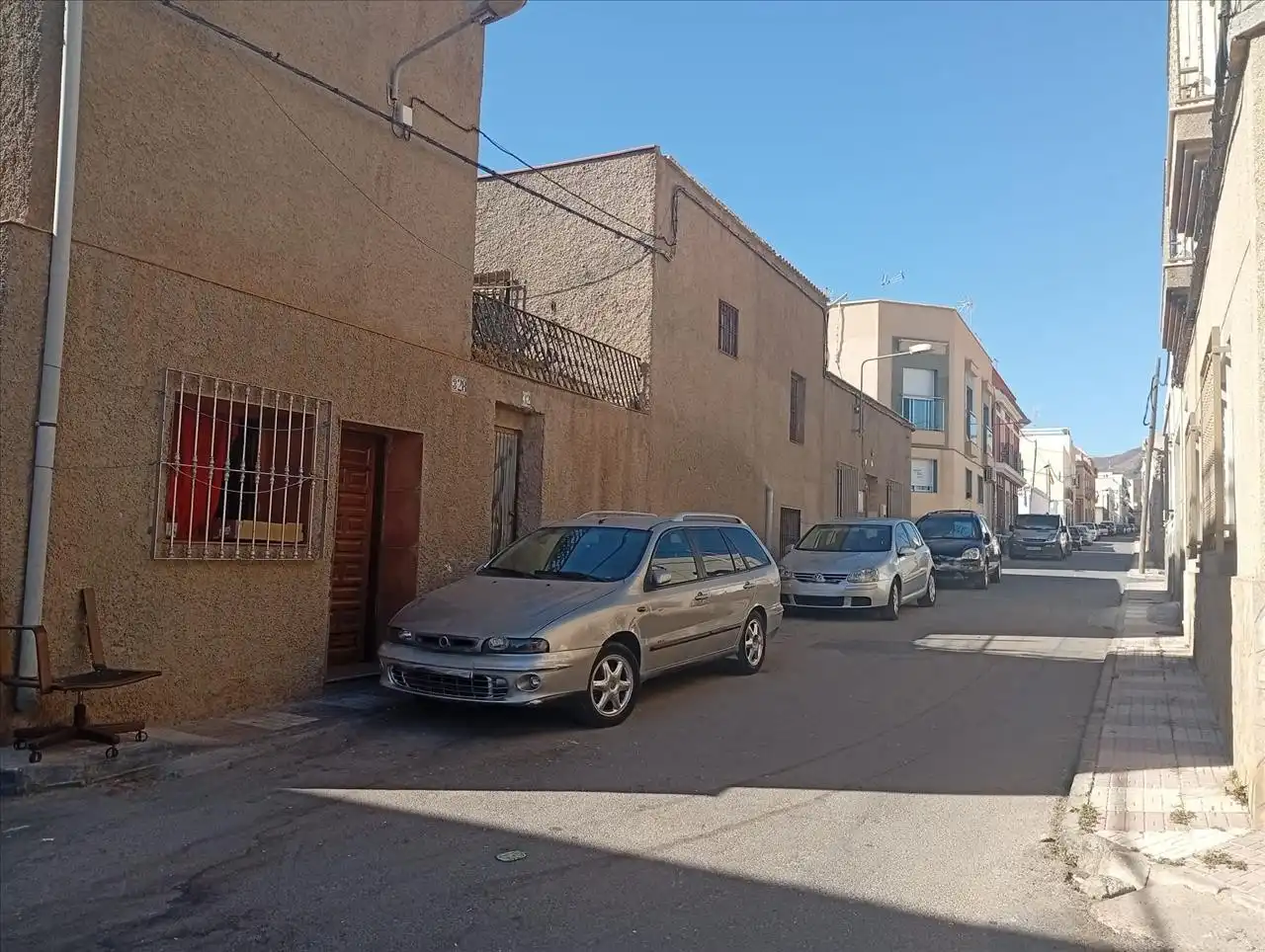 Vista exterior de Piso en venta en Adra