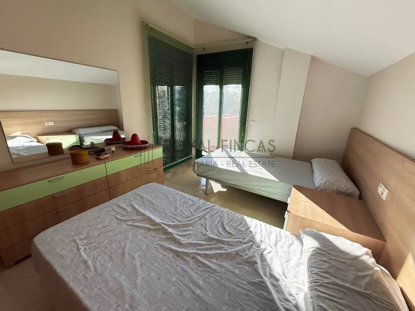 Bedroom of Attic for sale in Fuengirola  with Air Conditioner, Heating and Terrace