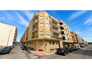 Wohnung mit Pool zum Verkauf in Calle Donadores 56