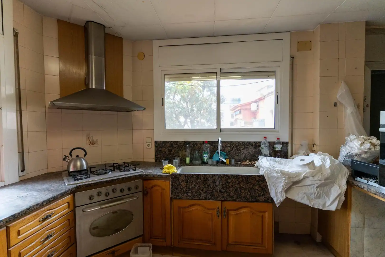 Cuina de Casa o xalet en venda en Sant Vicenç Dels Horts amb Jardí privat