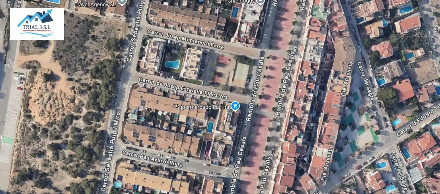 Maison mitoyenne avec jardin à vendre à Calle JOSEP ESTALELLA I MESTRES, imagen 2