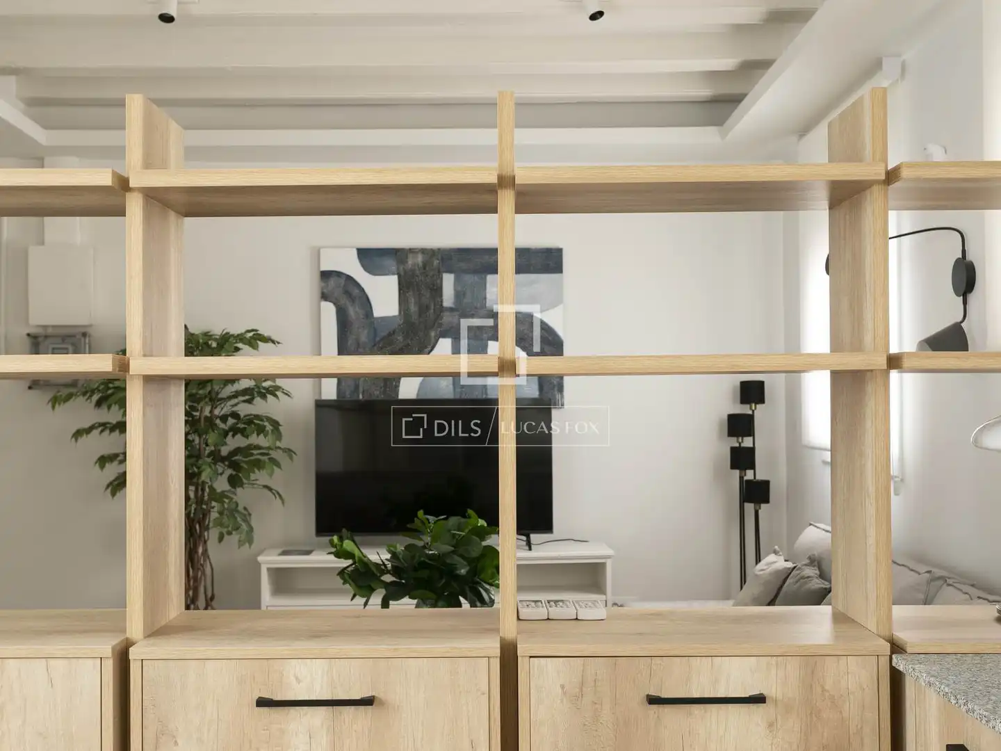 Sala d'estar de Pis en venda en Barcelona amb Aire condicionat, Terrassa i Moblat