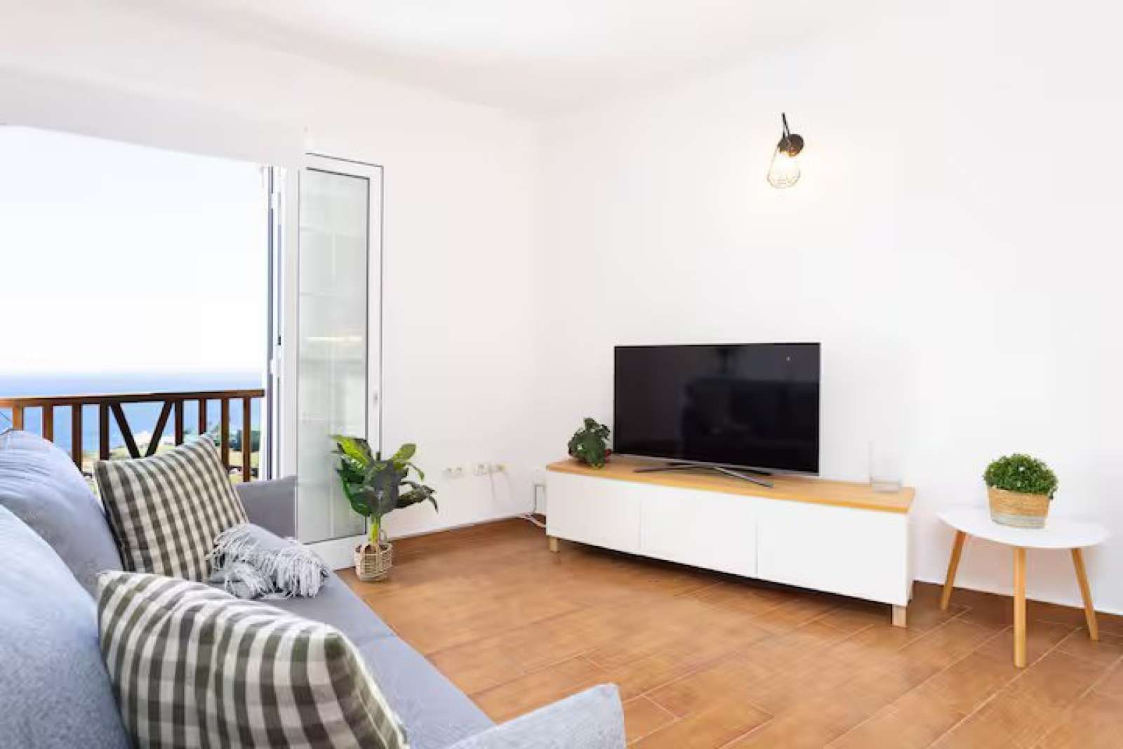 Sala d'estar de Apartament per a compartir en San Juan de la Rambla amb Aire condicionat, Terrassa i Moblat