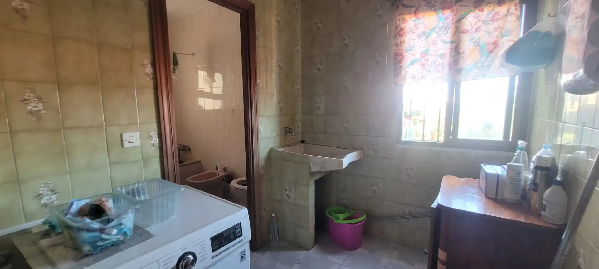Bathroom of Houses for sale in Algeciras  with Private garden, Terrace and Balcony