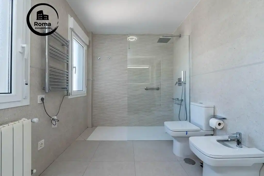 Villa zum Verkauf in Calle Calle Reina Sofía 31, imagen 42
