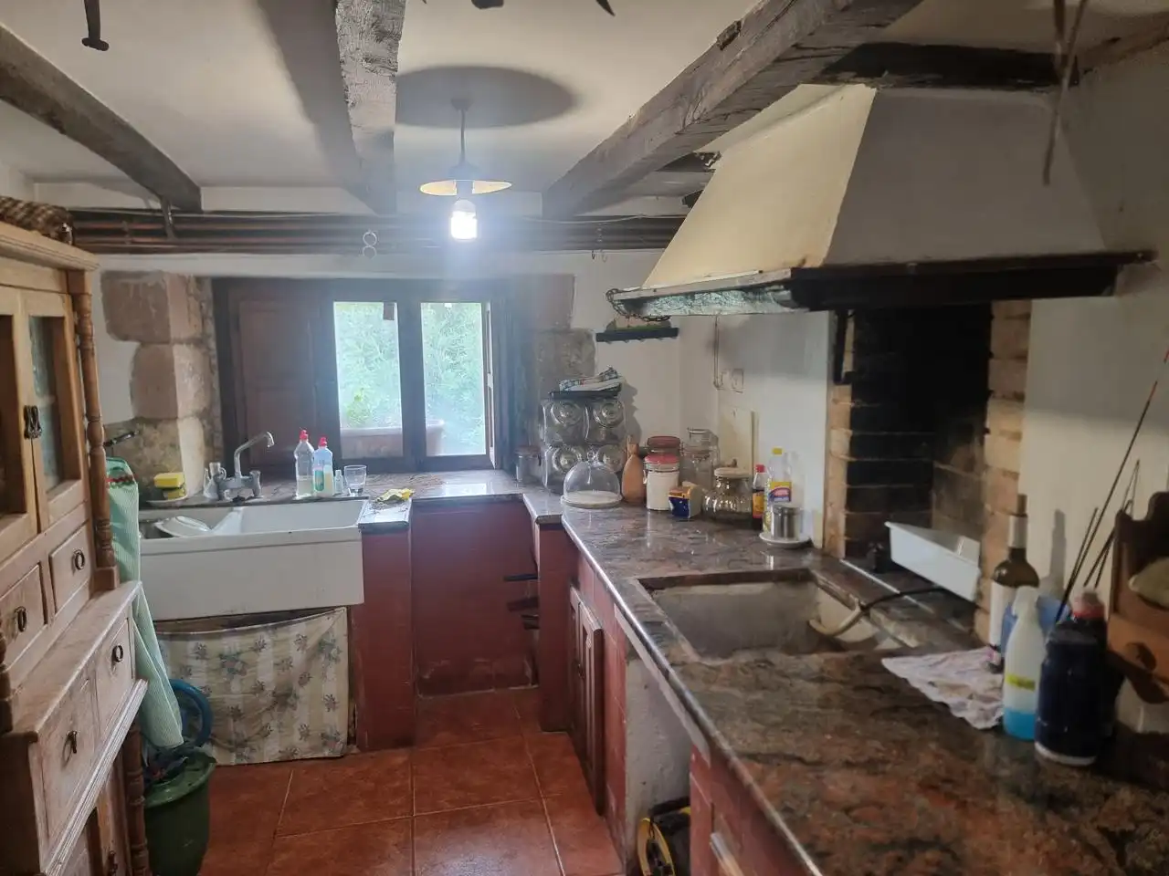 Cocina de Casa o chalet en venta en Corvera de Toranzo con Calefacción, Jardín privado y Parquet