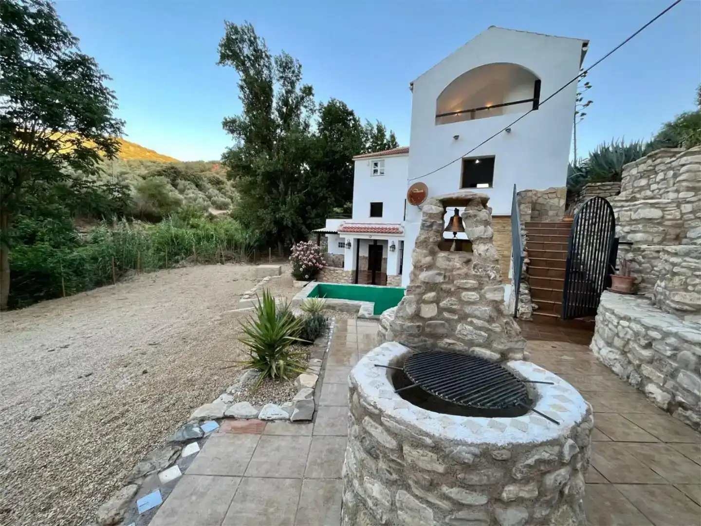 Terrassa de Pis en venda en Loja amb Jardí privat, Traster i Piscina