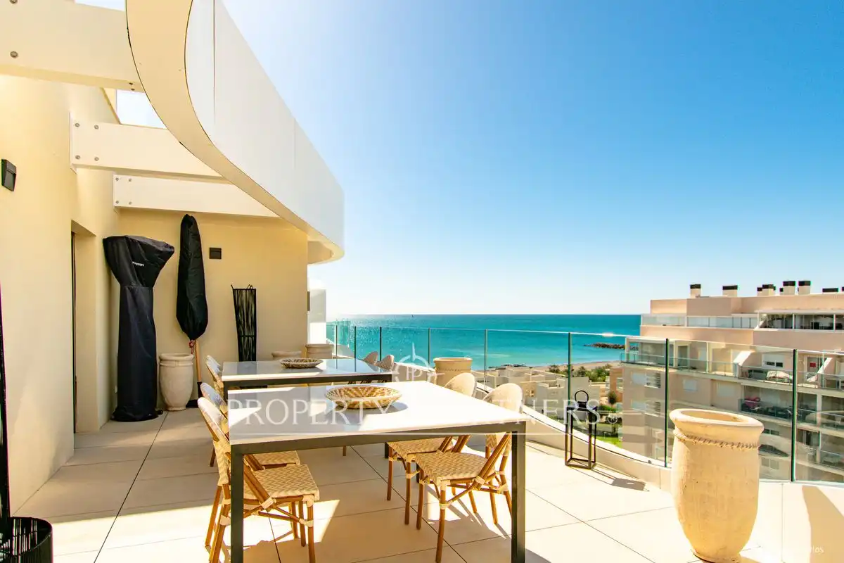 Terraza de Dúplex en venta en El Puig de Santa Maria con Aire acondicionado, Calefacción y Jardín privado