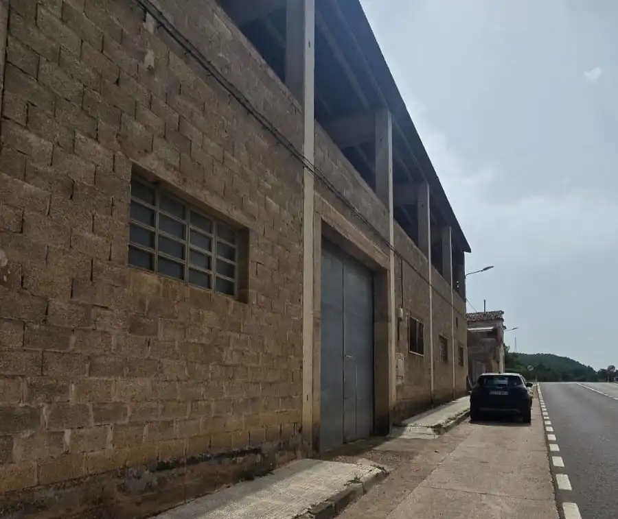 Vista exterior de Edifici en venda en Paracuellos de Jiloca