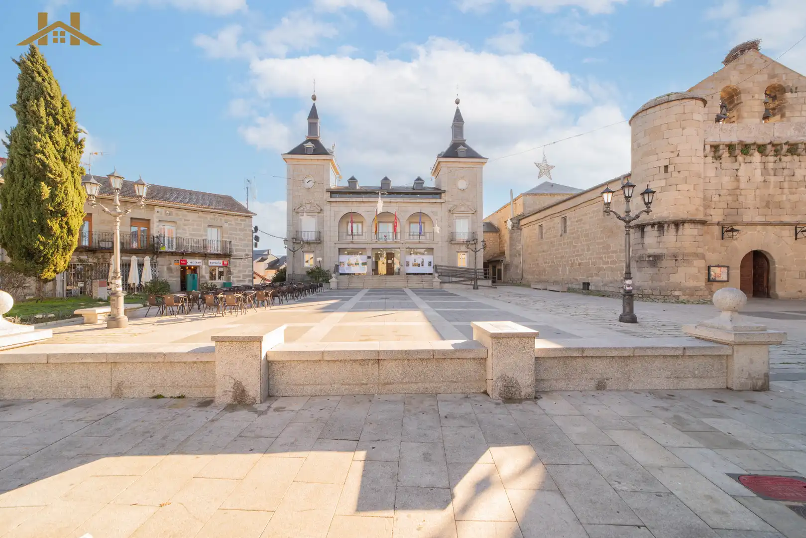 Vista exterior de Casa adosada en venda en Alpedrete amb Terrassa, Traster i Piscina comunitària