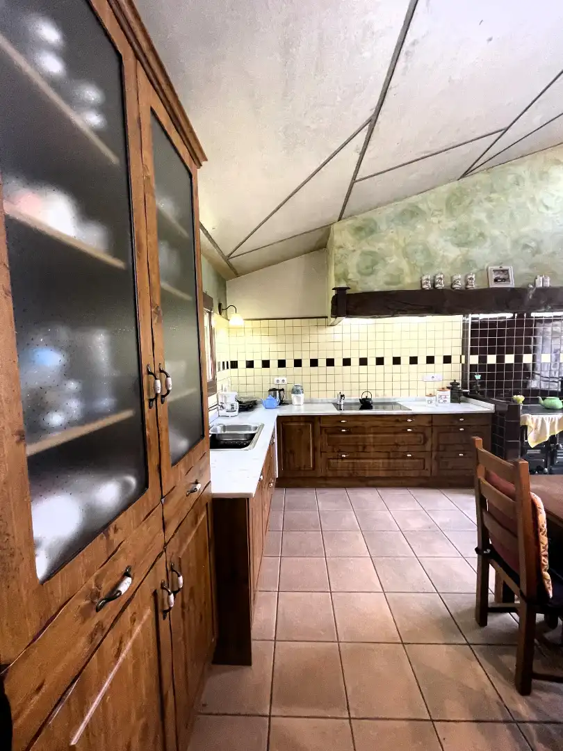 Cuina de Finca rústica en venda en Mieres (Girona) amb Calefacció, Parquet i Terrassa