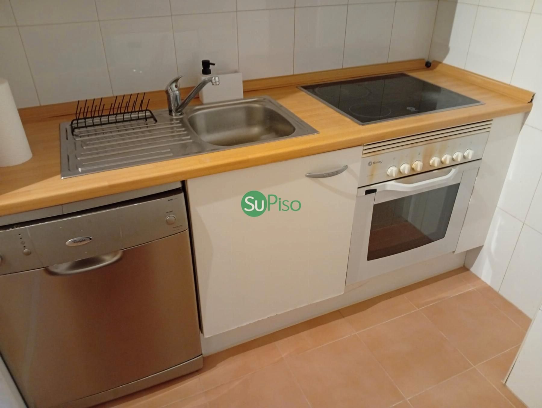 Cuina de Pis en venda en El Viso de San Juan amb Aire condicionat, Calefacció i Moblat