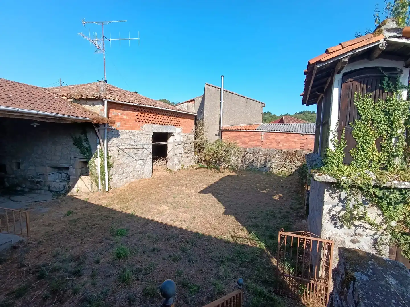 Casa rústica amb terrassa en venda a O Saviñao, imagen 15