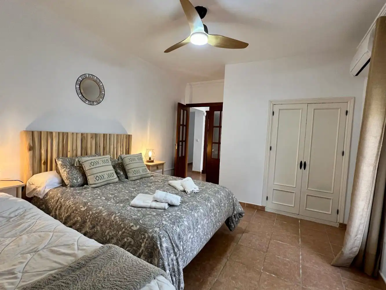 Habitación de Casa o chalet en venta en Chiclana de la Frontera con Terraza y Trastero