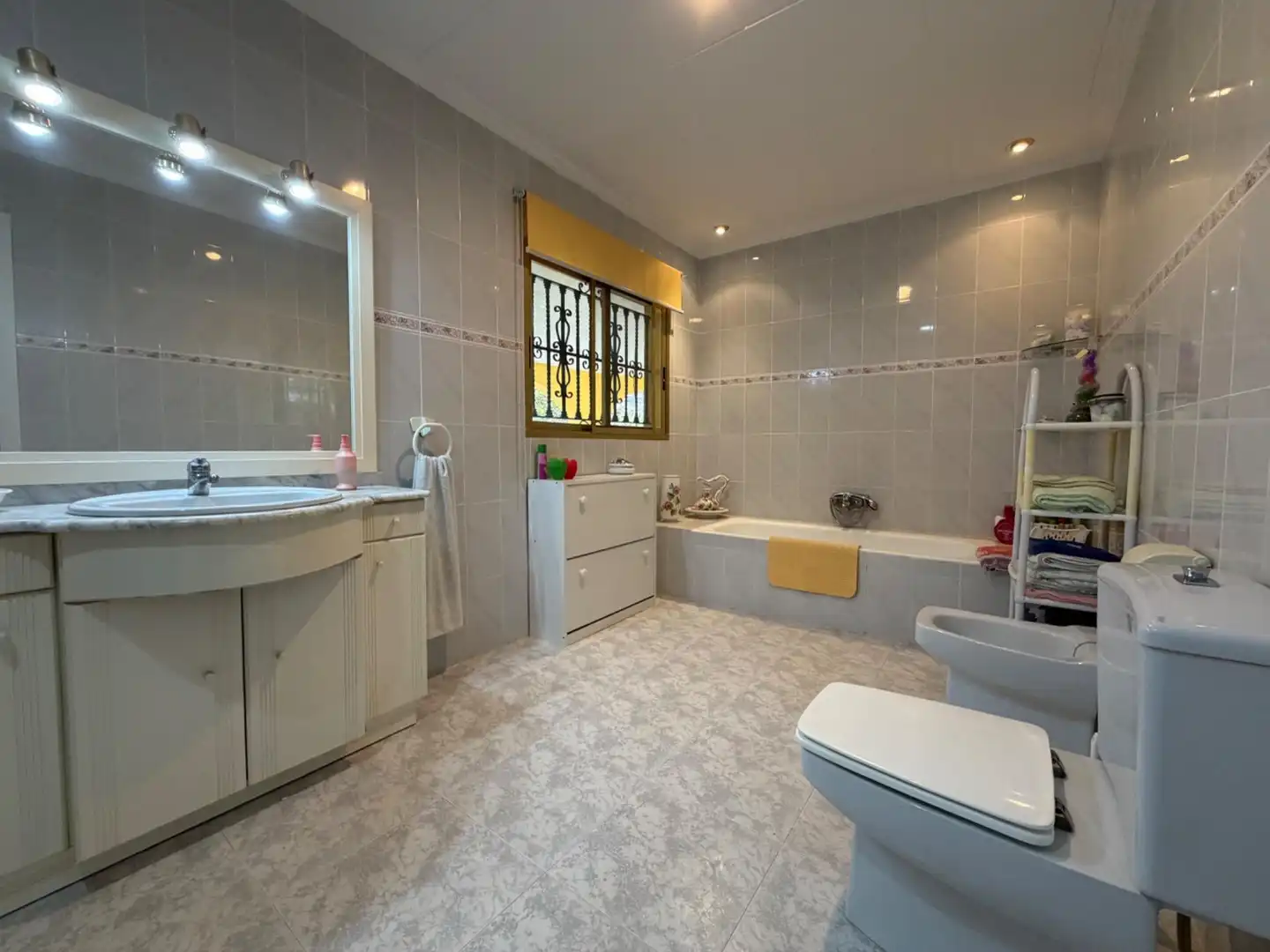 Baño de Casa o chalet en venta en Llíria con Jardín privado, Terraza y Trastero