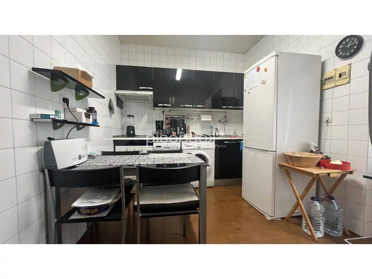Küche von Wohnung zum Verkauf in  Pamplona / Iruña mit Heizung, Parkett und Balkon
