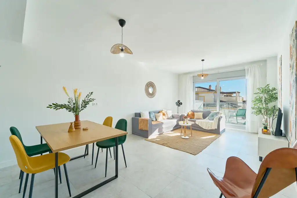 Apartamento con piscina en venta en Benalmádena pueblo, imagen 7