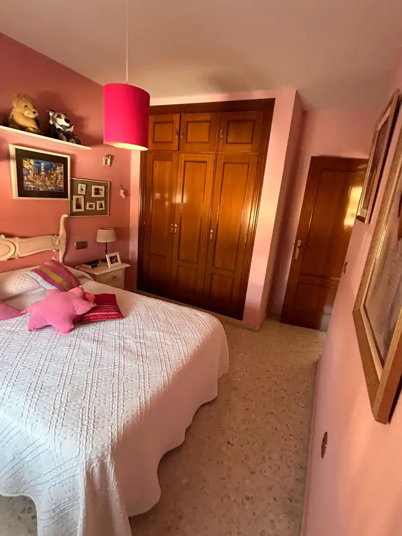 Dormitori de Casa o xalet en venda en Vélez-Málaga amb Aire condicionat, Terrassa i Traster