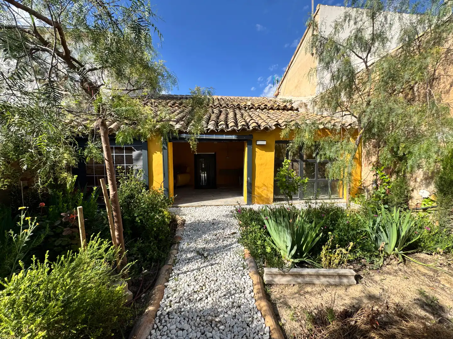 Exterior view of Houses for sale in Cehegín  with Air Conditioner, Private garden and Storage room