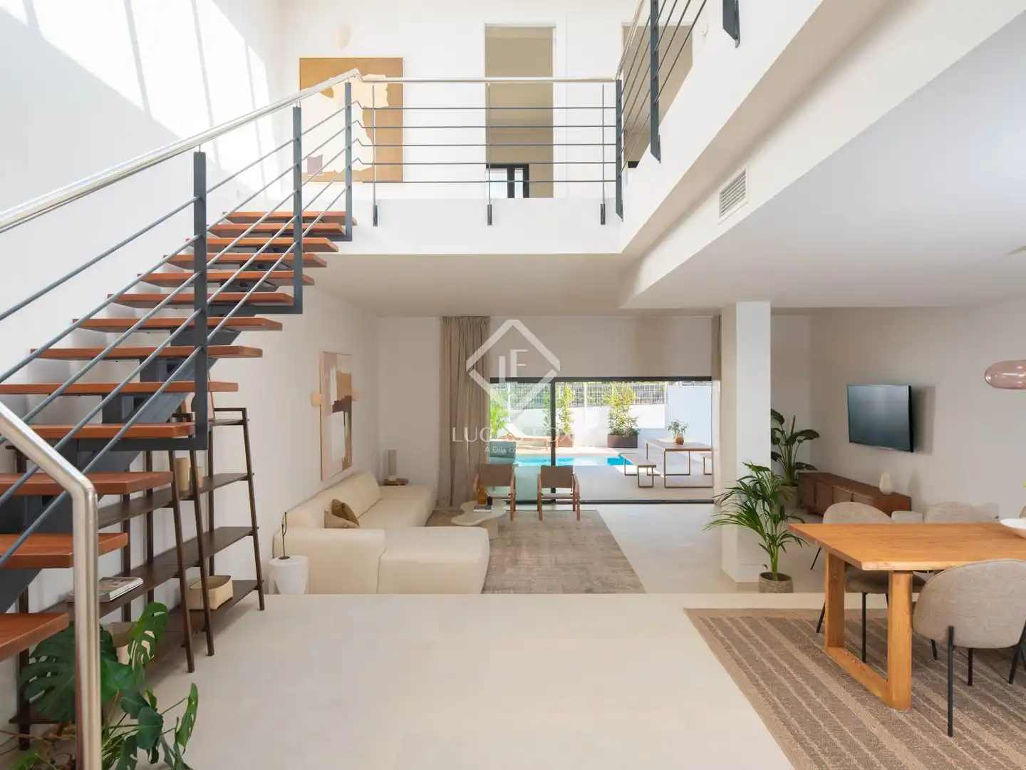Sala d'estar de Casa o xalet en venda en Sant Josep de sa Talaia amb Aire condicionat, Jardí privat i Terrassa