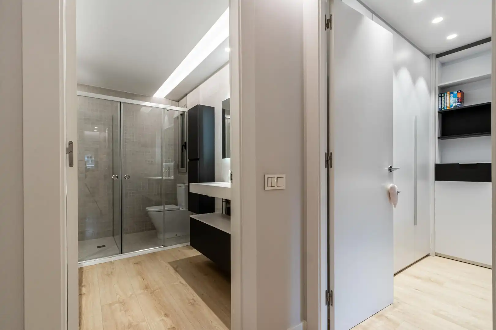 Baño de Piso en venta en Manresa con Calefacción, Parquet y Terraza