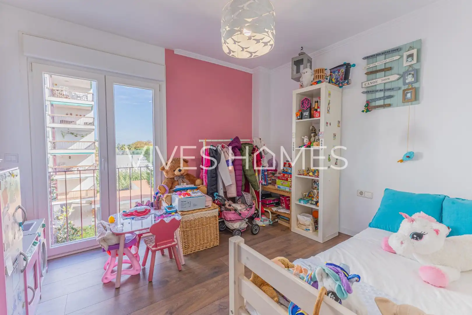 Schlafzimmer von Wohnung zum Verkauf in Sant Andreu de Llavaneres mit Klimaanlage, Heizung und Terrasse