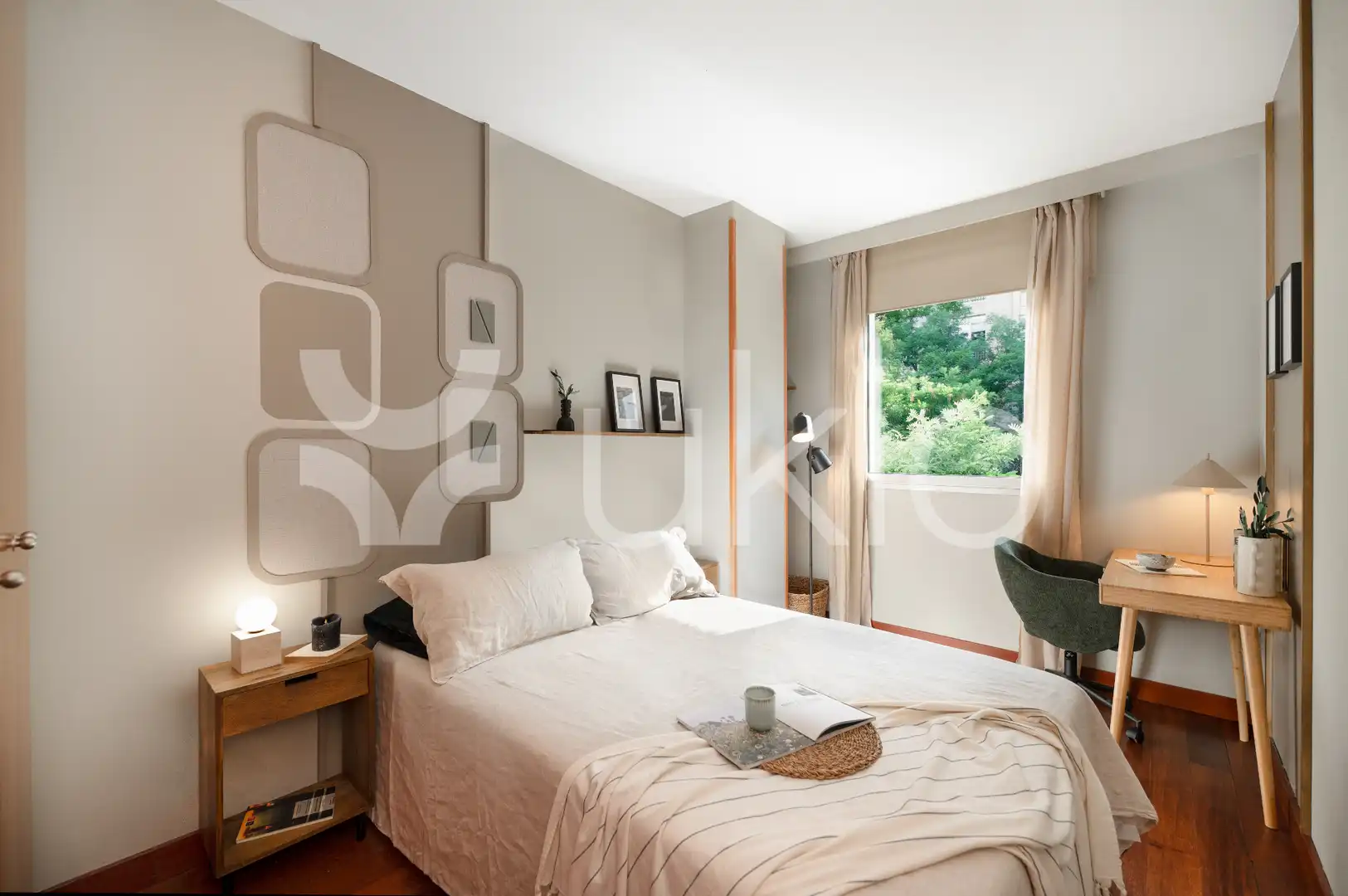 Dormitori de Apartament de lloguer en Madrid amb Aire condicionat, Calefacció i Moblat