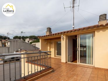 Haus mit Balkon zum Verkauf in Arenys de Munt