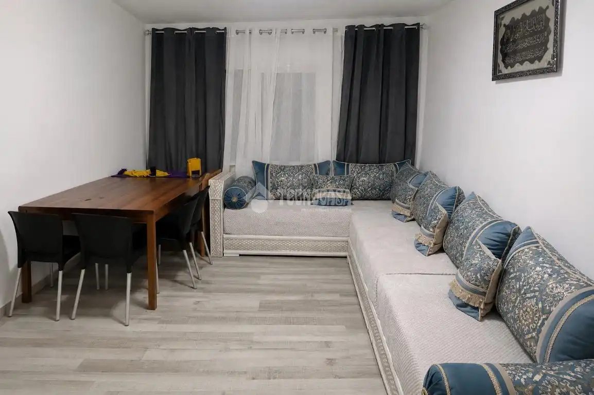 Sala d'estar de Pis en venda en Esplugues de Llobregat amb Aire condicionat