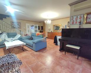 Living room of Single-family semi-detached for sale in Villanueva de Gállego  with Air Conditioner and Terrace