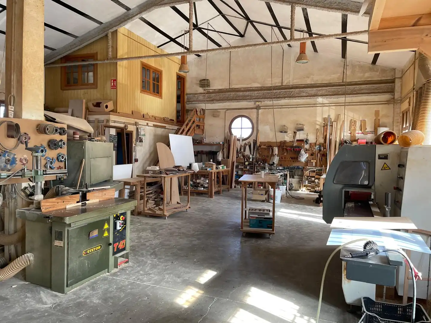 Industrial buildings for sale in El Gastor