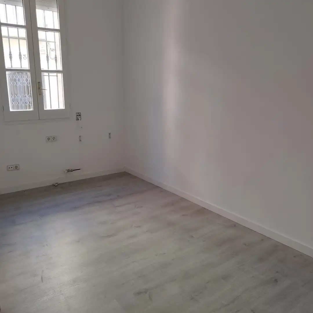 Ground floor for rent in Badalona  with Heating and Parquet flooring