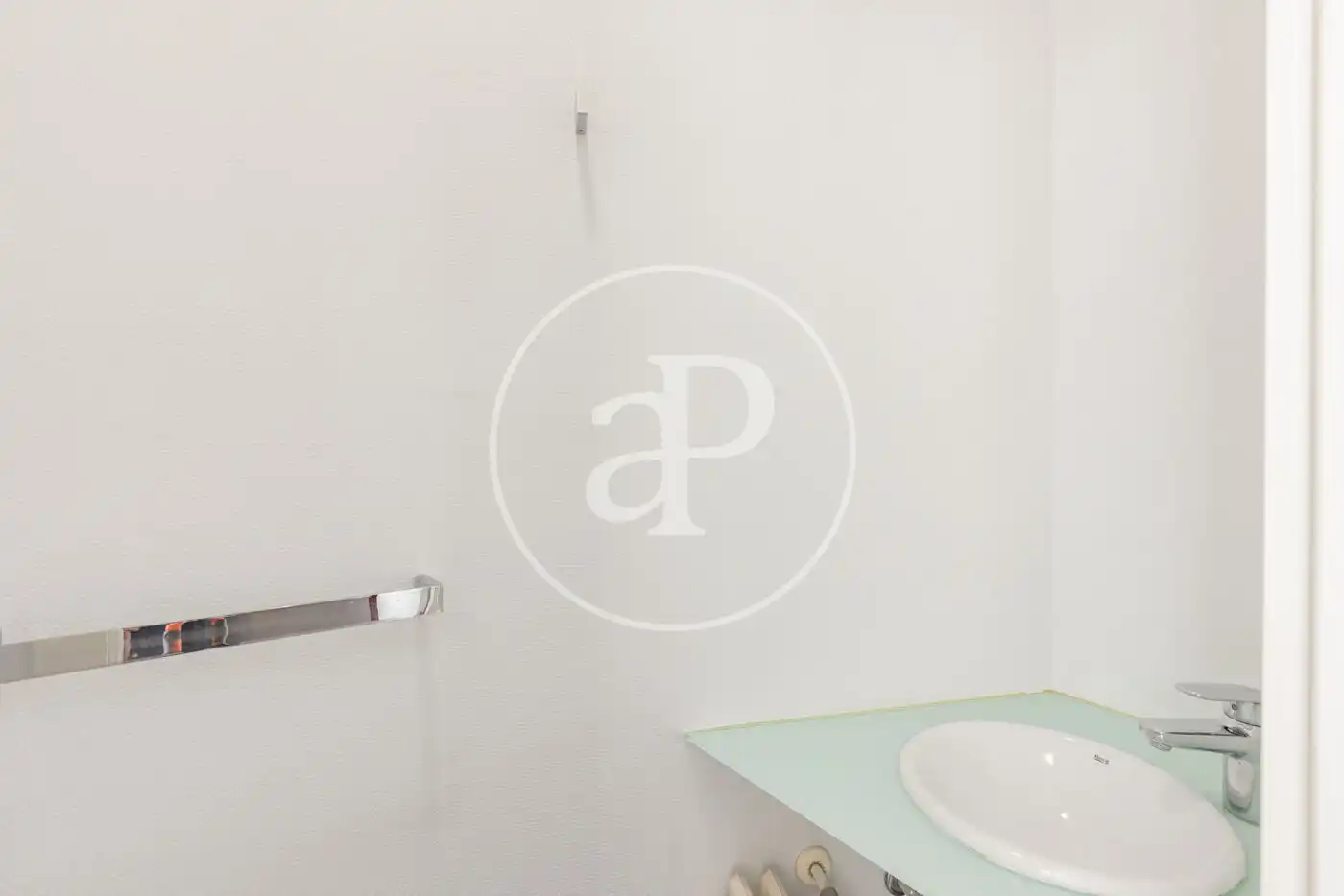 Baño de Piso de alquiler en Madrid con Aire acondicionado, Calefacción y Balcón