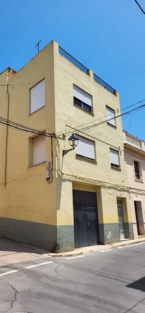 Exterior view of Duplex for sale in Castellnovo  with Terrace and Storage room