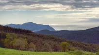 Vista exterior de Finca rústica en venda en Bárcena de Cicero amb Jardí privat, Traster i Moblat