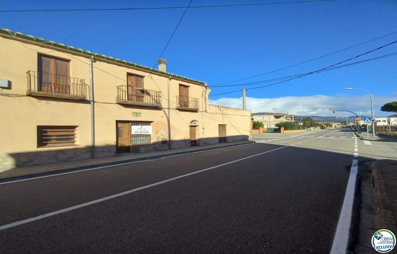 Exterior view of House or chalet for sale in Sant Climent Sescebes  with Private garden